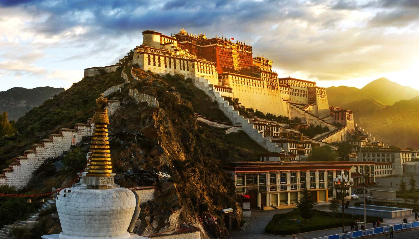 Lhasa Tour In Saga Dawa: Celebrating Tibetan Buddhism Shanghai To Tibet By Train: An Epic Rail Journey 2