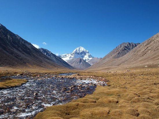 Lhasa Tour At A Glance: A Quick Guide Lhasa To Ganden Monastery Cycling Tour: A Spiritual Ride 1