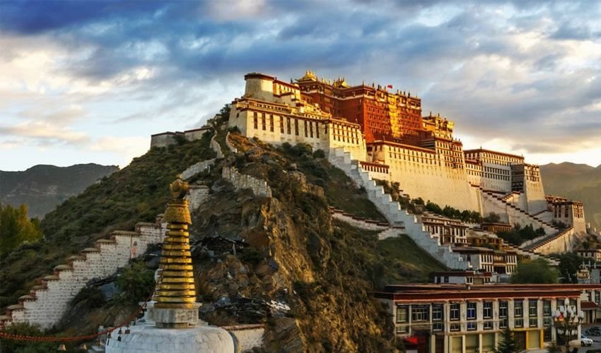 Explore Tibet, Nepal, And Bhutan: A Tri-nation Tour Navigating Tibet Travel Bans: What You Need To Know 4
