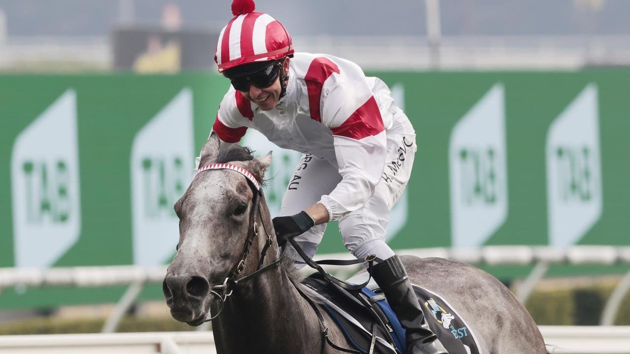 Hong Kong To Everest Base Camp: A Train Journey To The Top Of The World 2