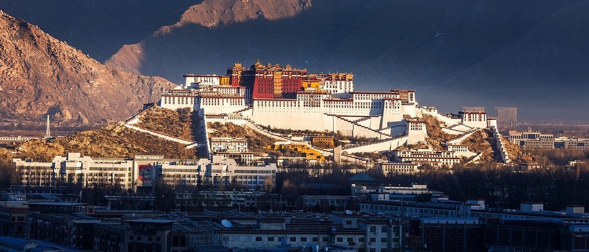 Elegance And Solitude: Lhasa Luxury Tour Experience 3