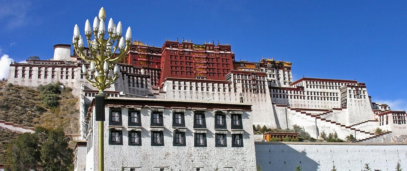 Elegance And Solitude: Lhasa Luxury Tour Experience 4