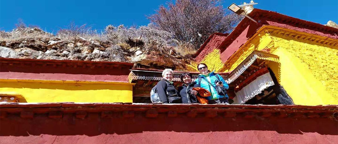 The Long Way Up: 18-day Classic Tour From Chongqing To Everest And Kailash 3