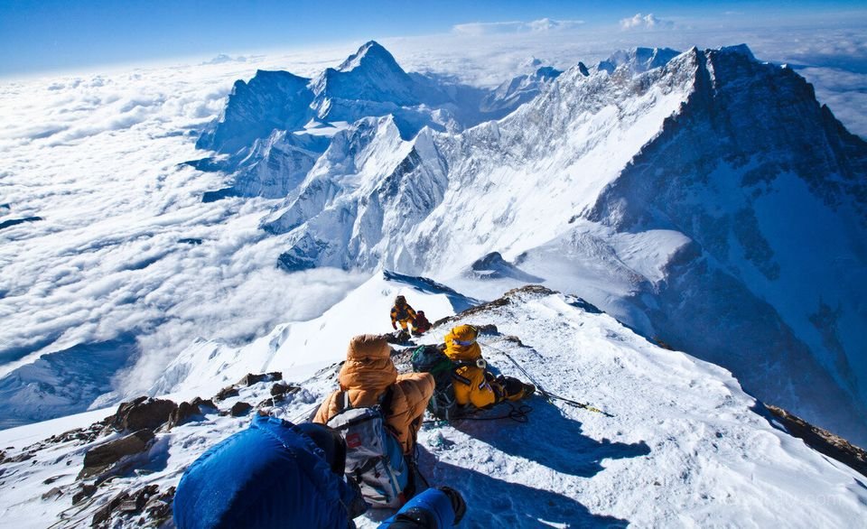 Epic Views: The Best Ways To Witness Everest’s Majesty 3