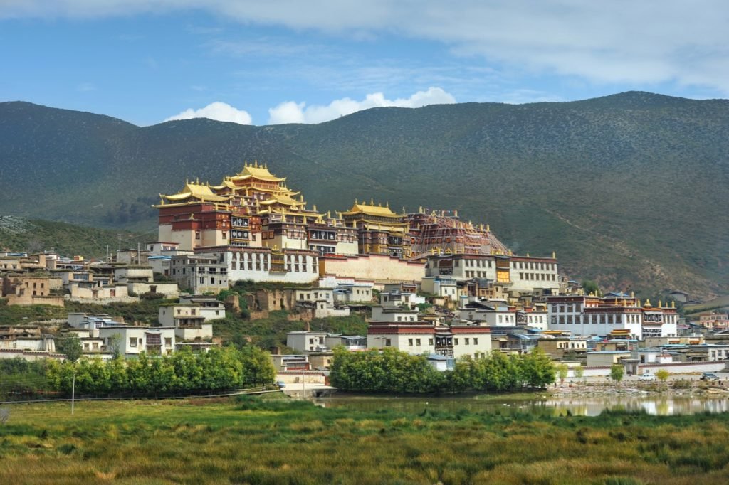 Singapore To Shangri-la: A Modern Route To Ancient Tibet 2