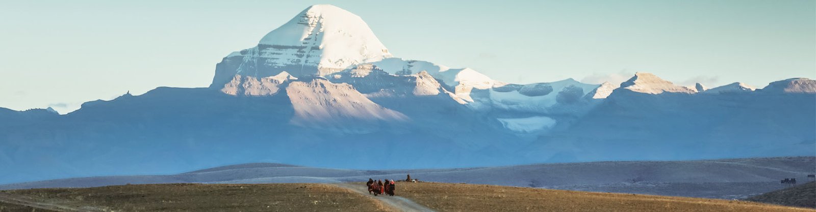 Epic Train Adventure: Beijing To Lhasa, Everest, And Kailash 3