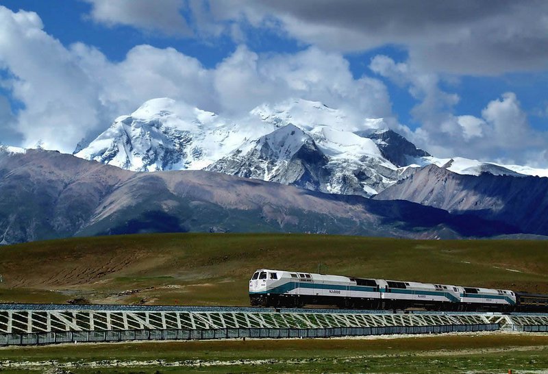Panoramic Train Journey: From Beijing Through Tibet To Nepal 3