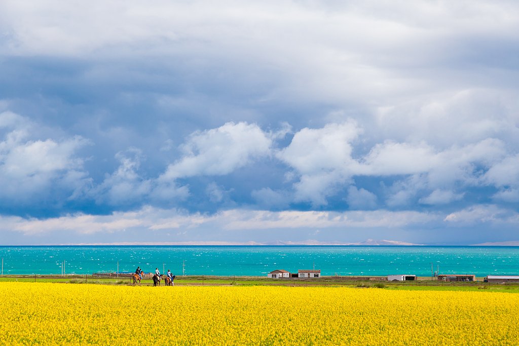 Qinghai Vistas: Natural Scenery Tour From Xining To Lhasa 2