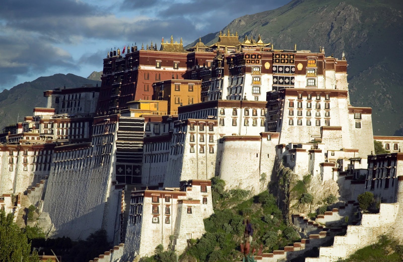 Intimate Explorations: Private Lhasa City Tour 2